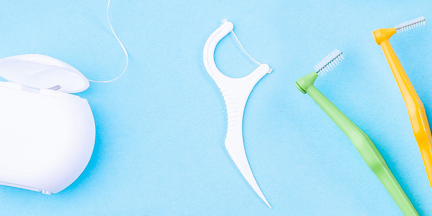 How to Floss Correctly for Every Age: A Family Guide