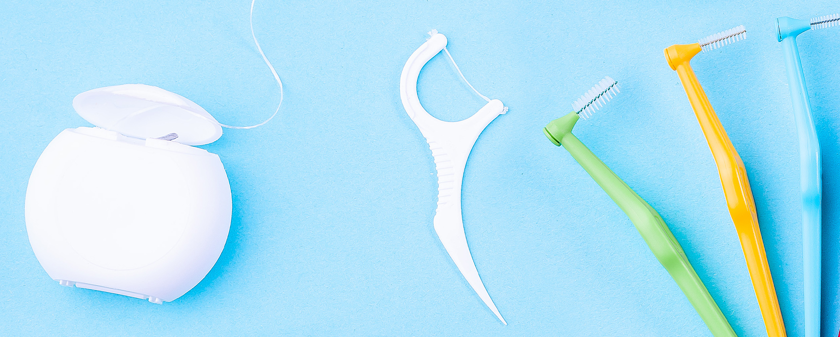 How to Floss Correctly for Every Age: A Family Guide