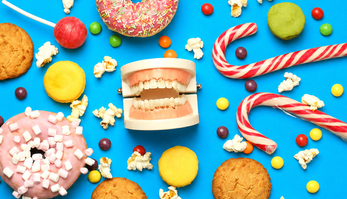 The Complete Guide to Snacking Habits Bad for Teeth
